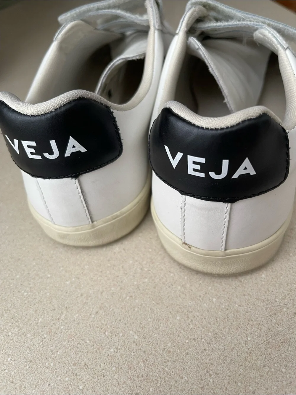Veja pre owned